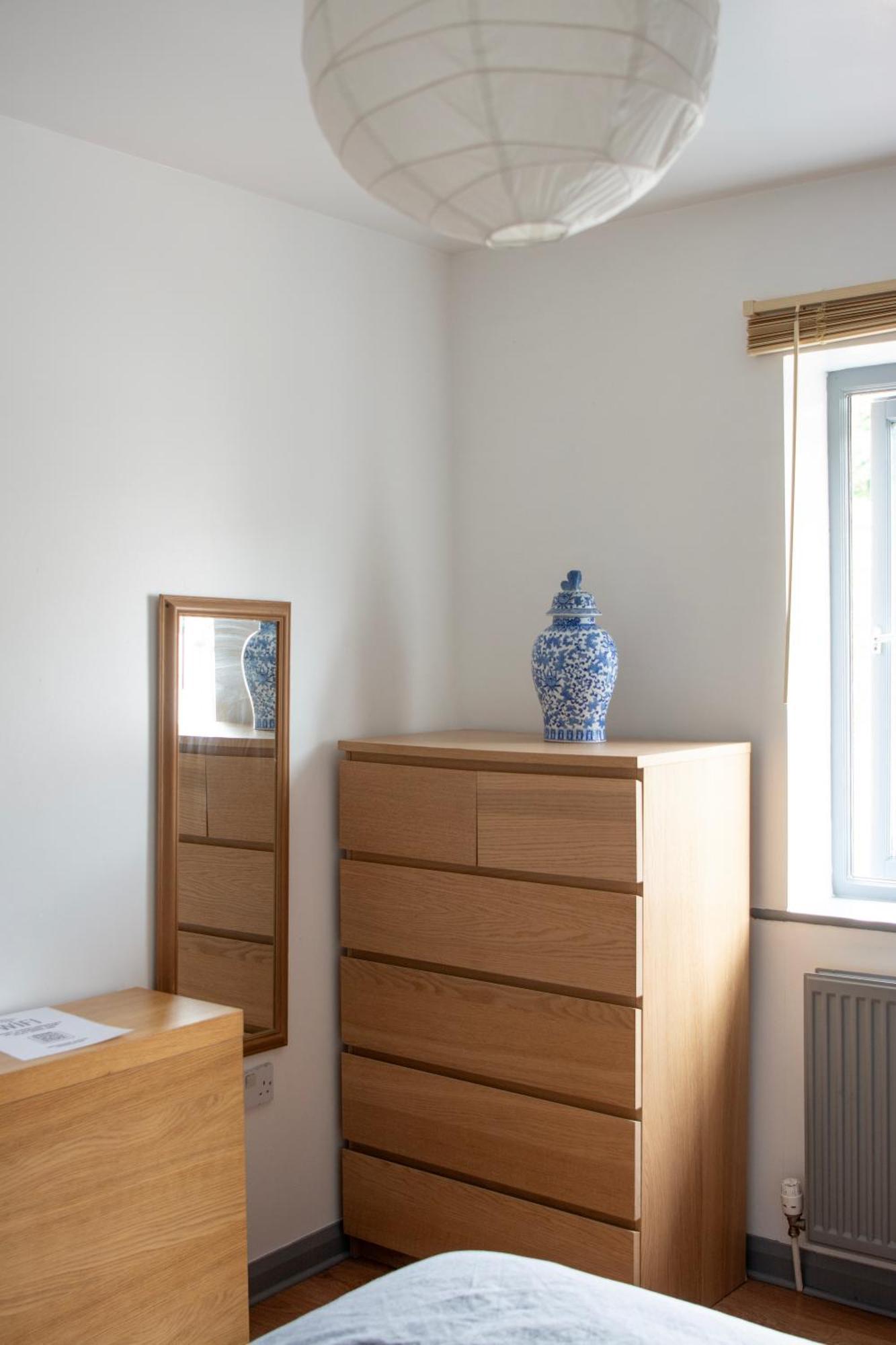 Well-Equipped 4 Bedroom House Close To City Centre Leeds  Exterior foto