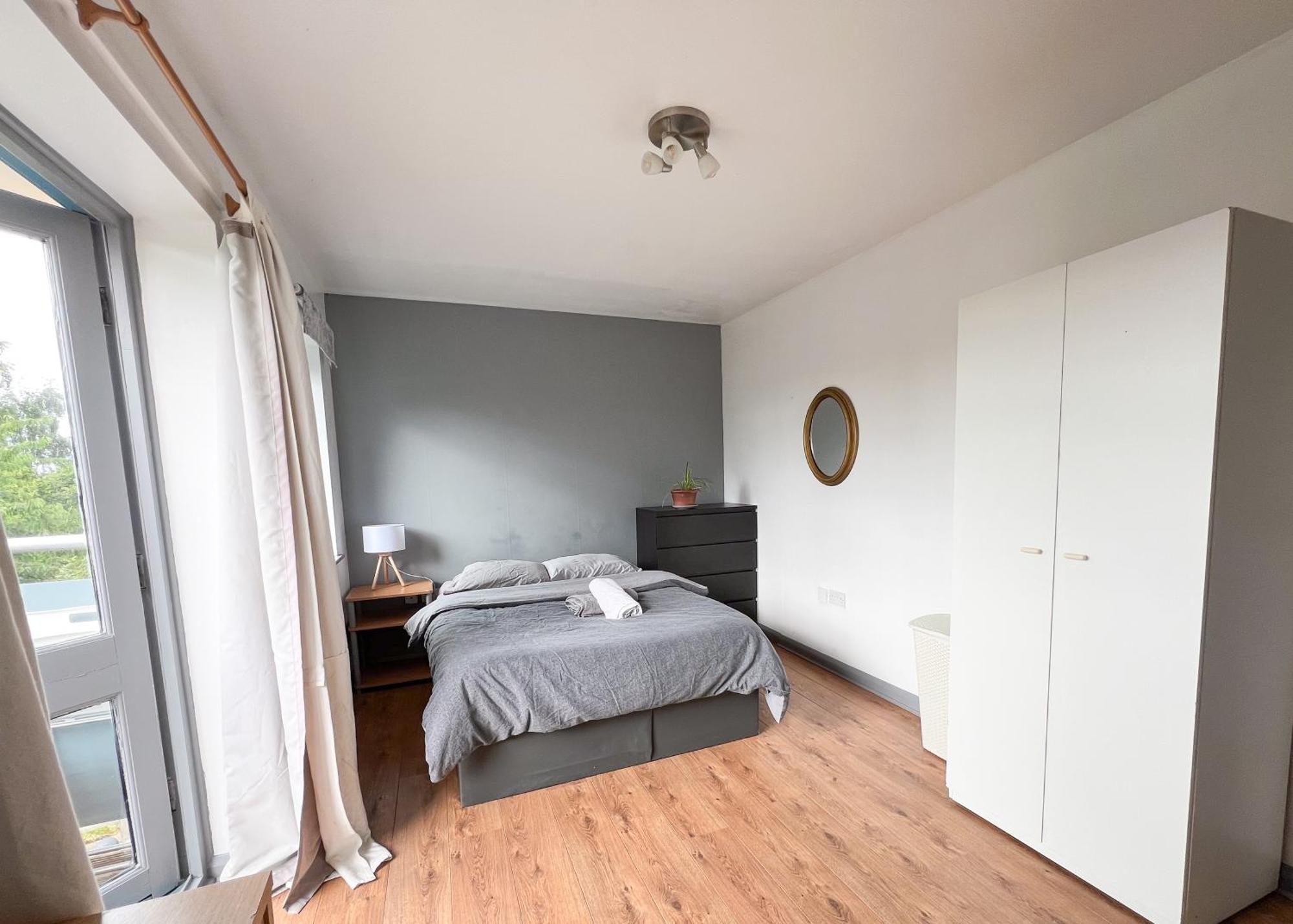 Well-Equipped 4 Bedroom House Close To City Centre Leeds  Exterior foto